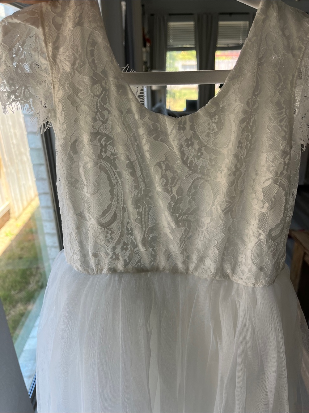2 Bunnies Girls White Tulle and Lace Dress NWT